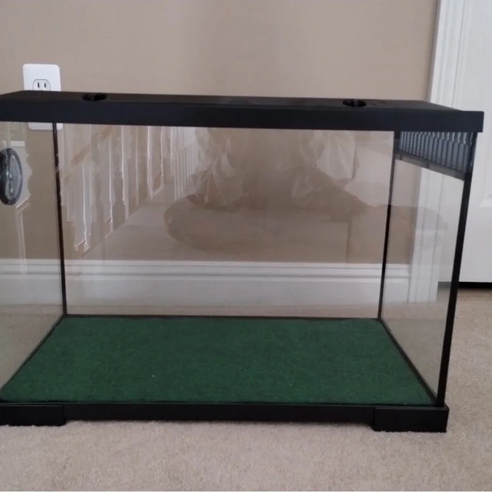 Reptile Tank With Reptile Mat And Thermometer!! Need Gone ASAP! Moving!